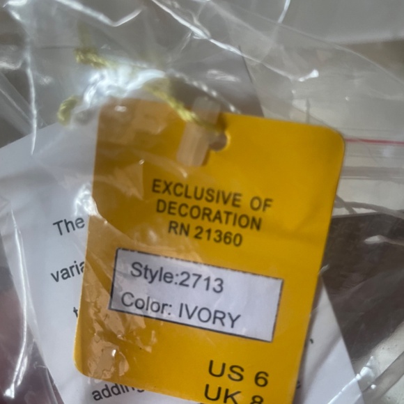 Mori Lee 2713 Wedding Dress (New With Tags!) - Picture 5 of 8